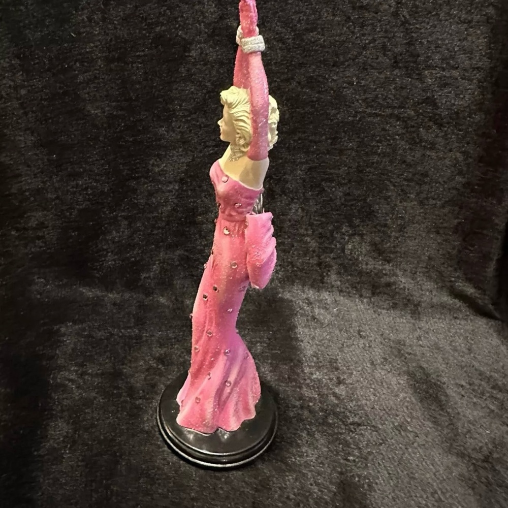 Marilyn Monroe Crystal Reflections Figurine by the Hamilton Collection - Picture 7 of 13